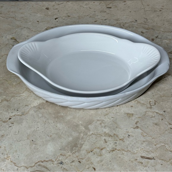 Set of two white gratin bowls - Picture 1 of 6